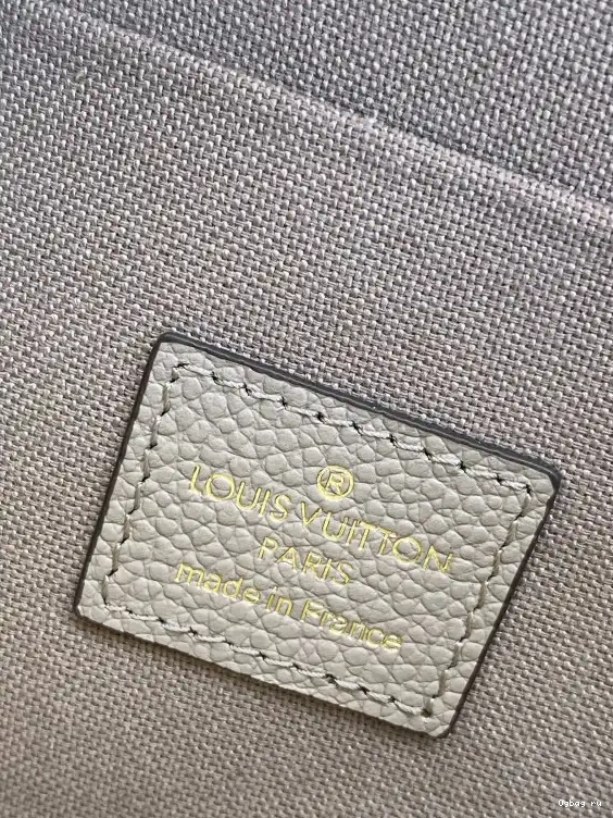 VUITTON POCHETTE LOUIS FÉLICIE 0707